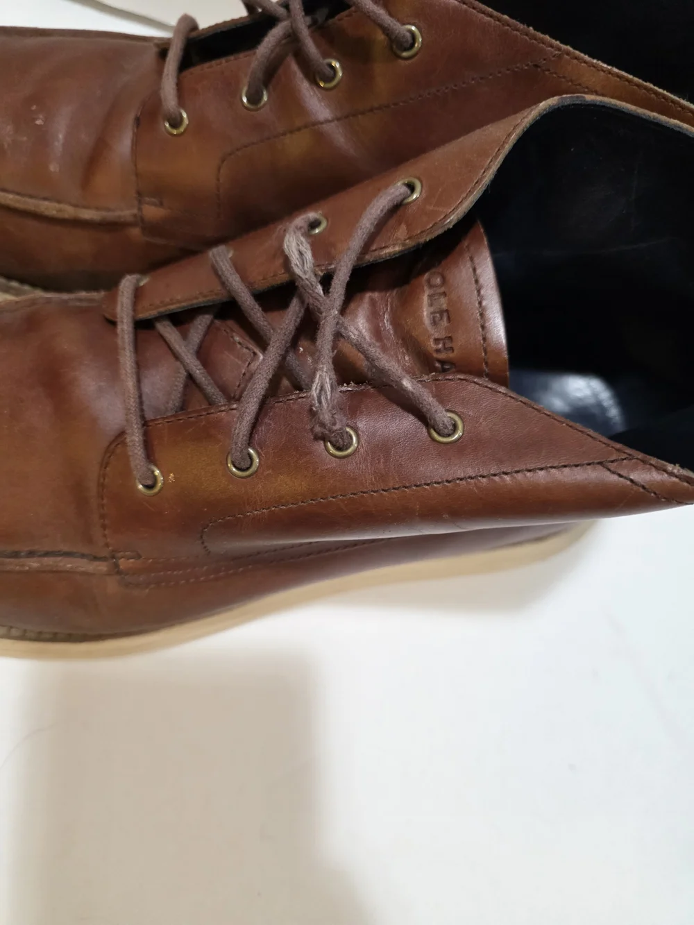 Cole Haan shipping amazing versatile